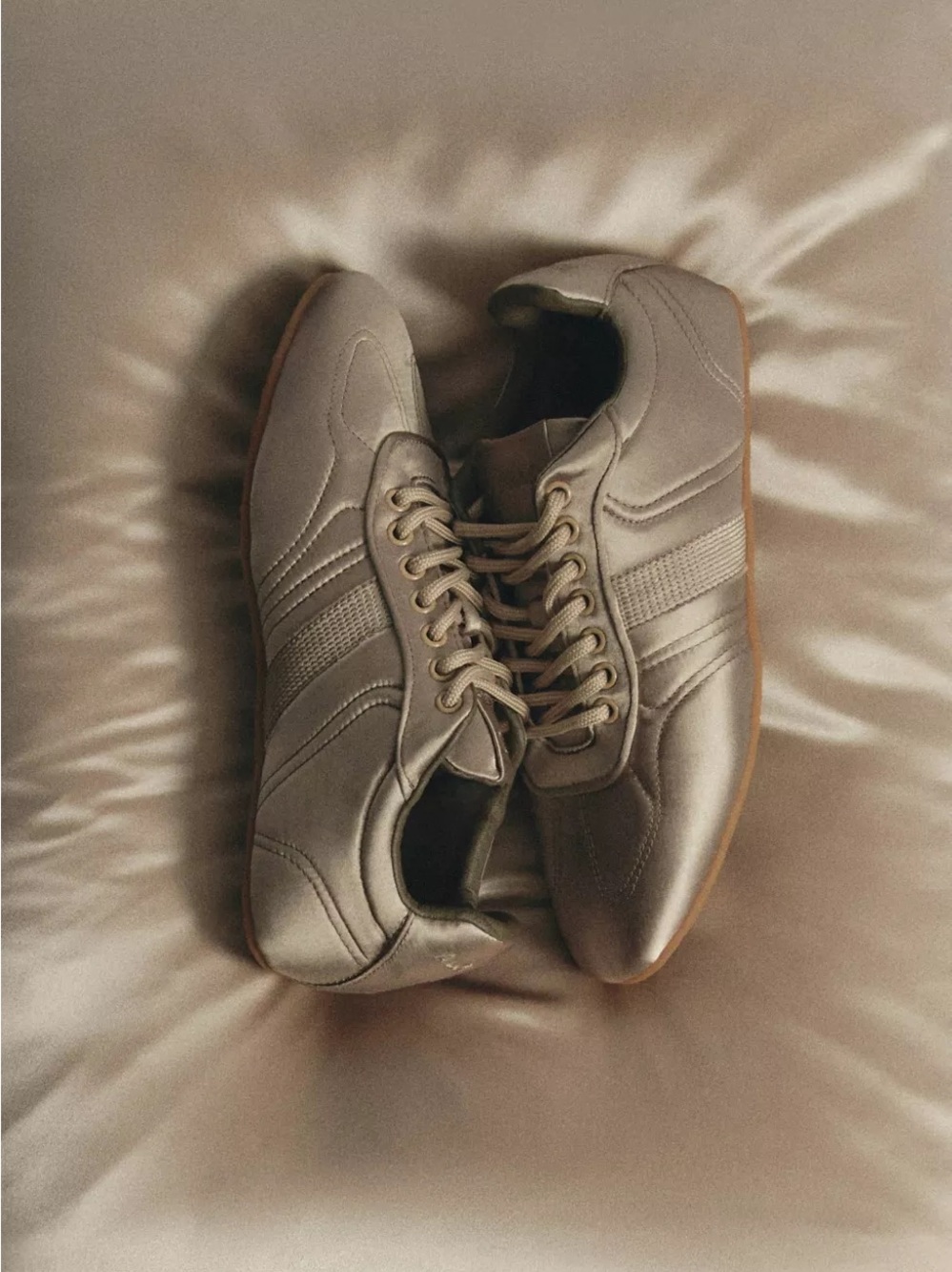 ALOHAS Tb.69 Rife Sheen Taupe Satin Low Top Vegan Sneakers in Size 37 EU 6.5 US